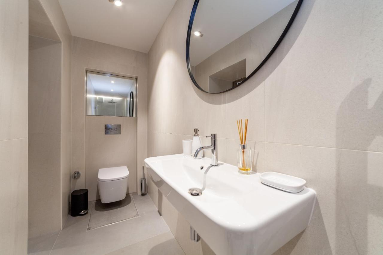 Stunning Modern 2br Flat Wgarden Near Harrods Appartamento *